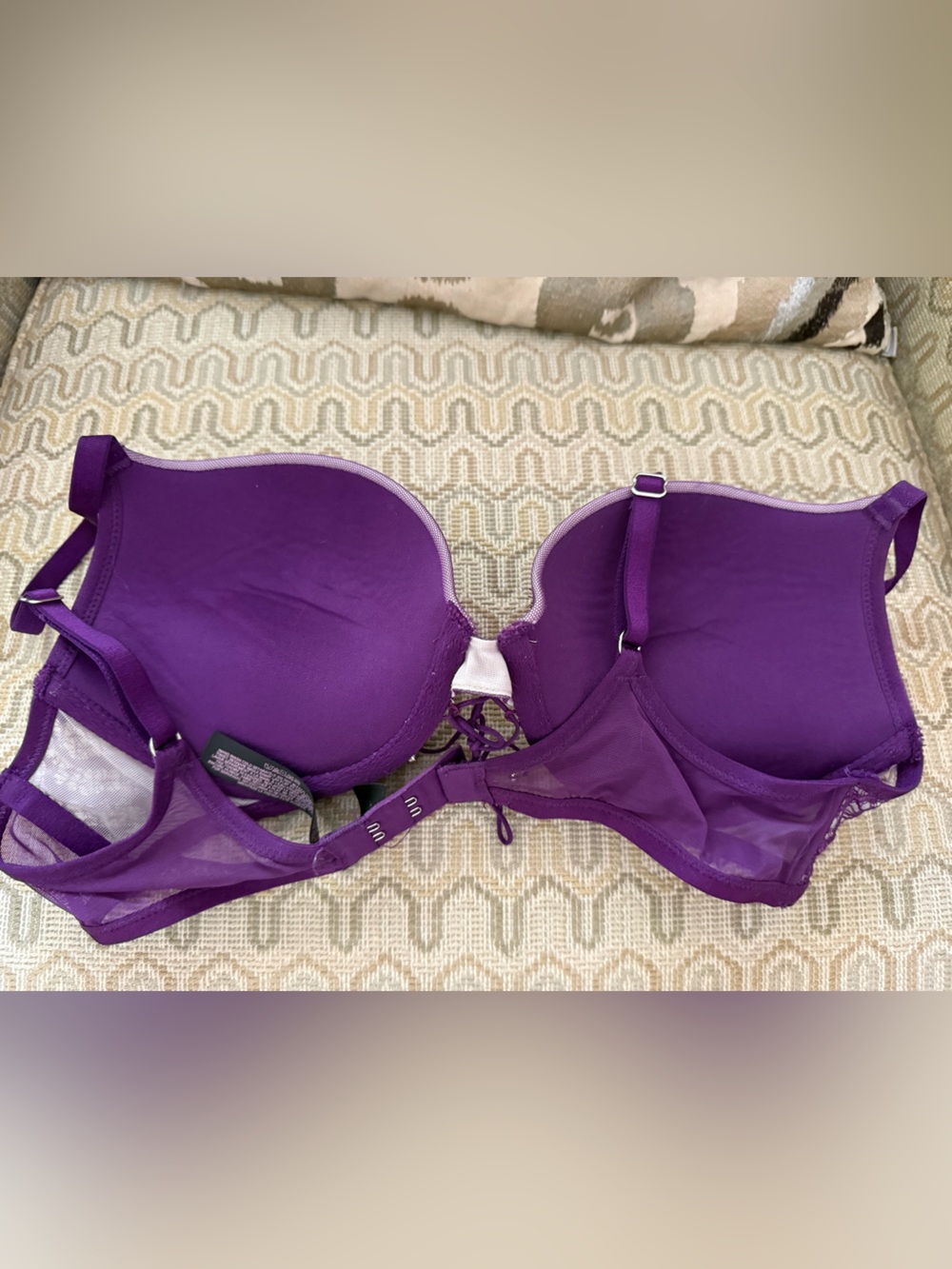 Victoria’s Secret Purple Lace Very Sexy Push-Up Bra - Size 36B - Picture 2 of 3